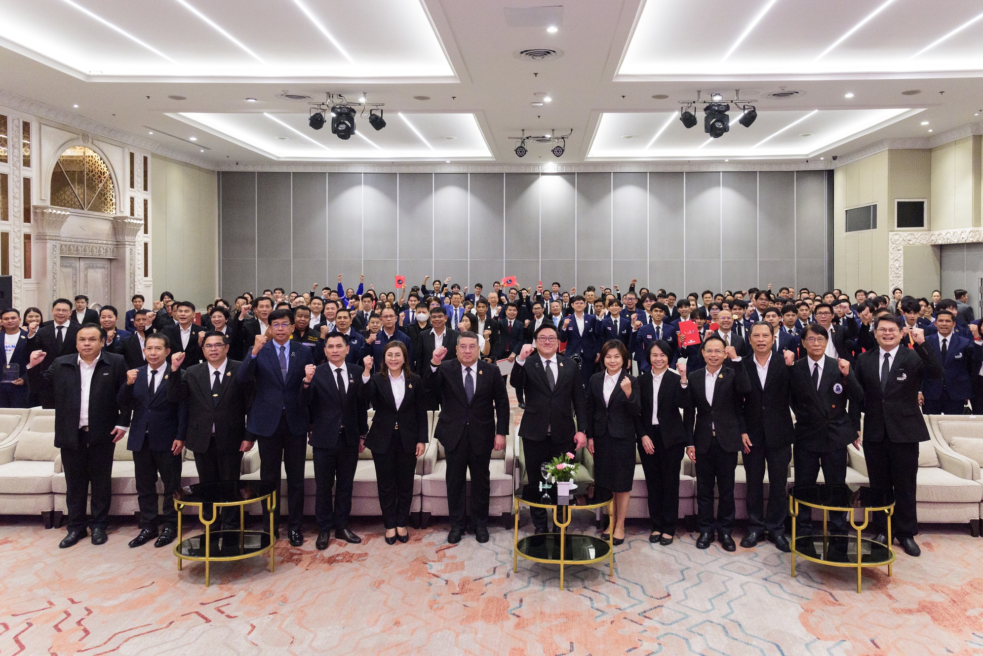 เยาวชนไทยสร้างผลงานเวทีโลก คว้า 14 เหรียญ จากการแข่งขันฝีมือแรงงานนานาชาติ ครั้งที่ 48